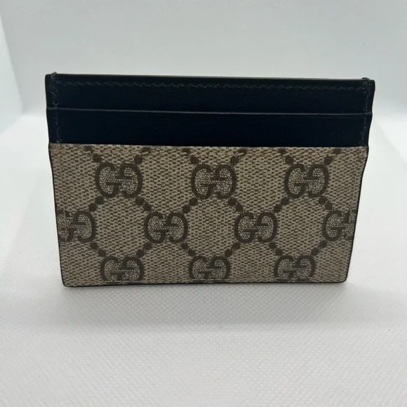 Authentic Gucci Monogram Card Holder EXCELLENT CONDITION